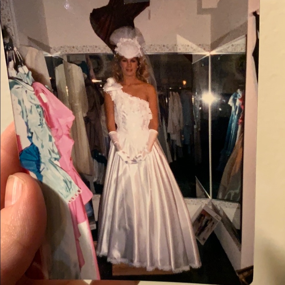 Vintage 80’s Piccione Wedding Gown